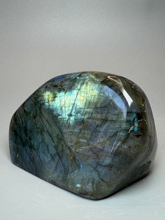 Labradorit – 7x10 cm, 655g