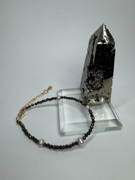 Süsses Pyrit Armband mit Süsswasserperlen ✨