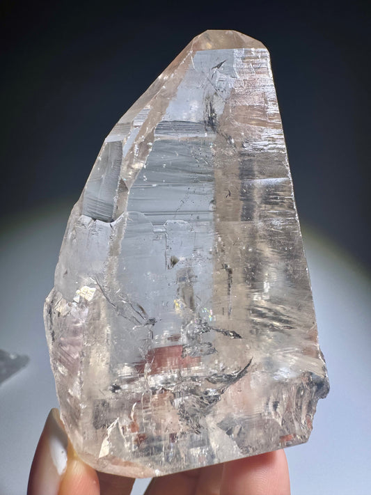 Lemurianer Spitze 7,5 cm – 151 g – Transparent & mit einzigartigem Innenleben 🇧🇷