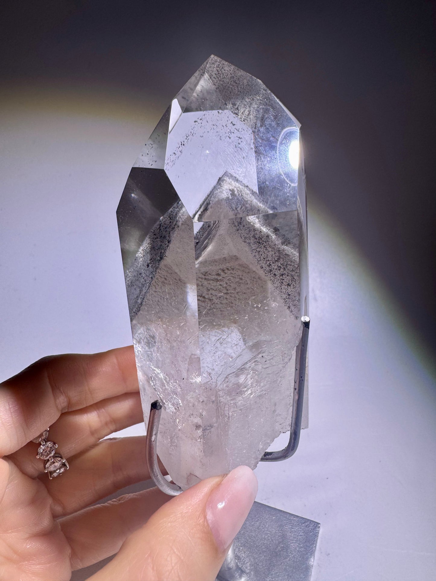 Black Phantom Lemurian Bergkristall 18 cm – Museumsqualität