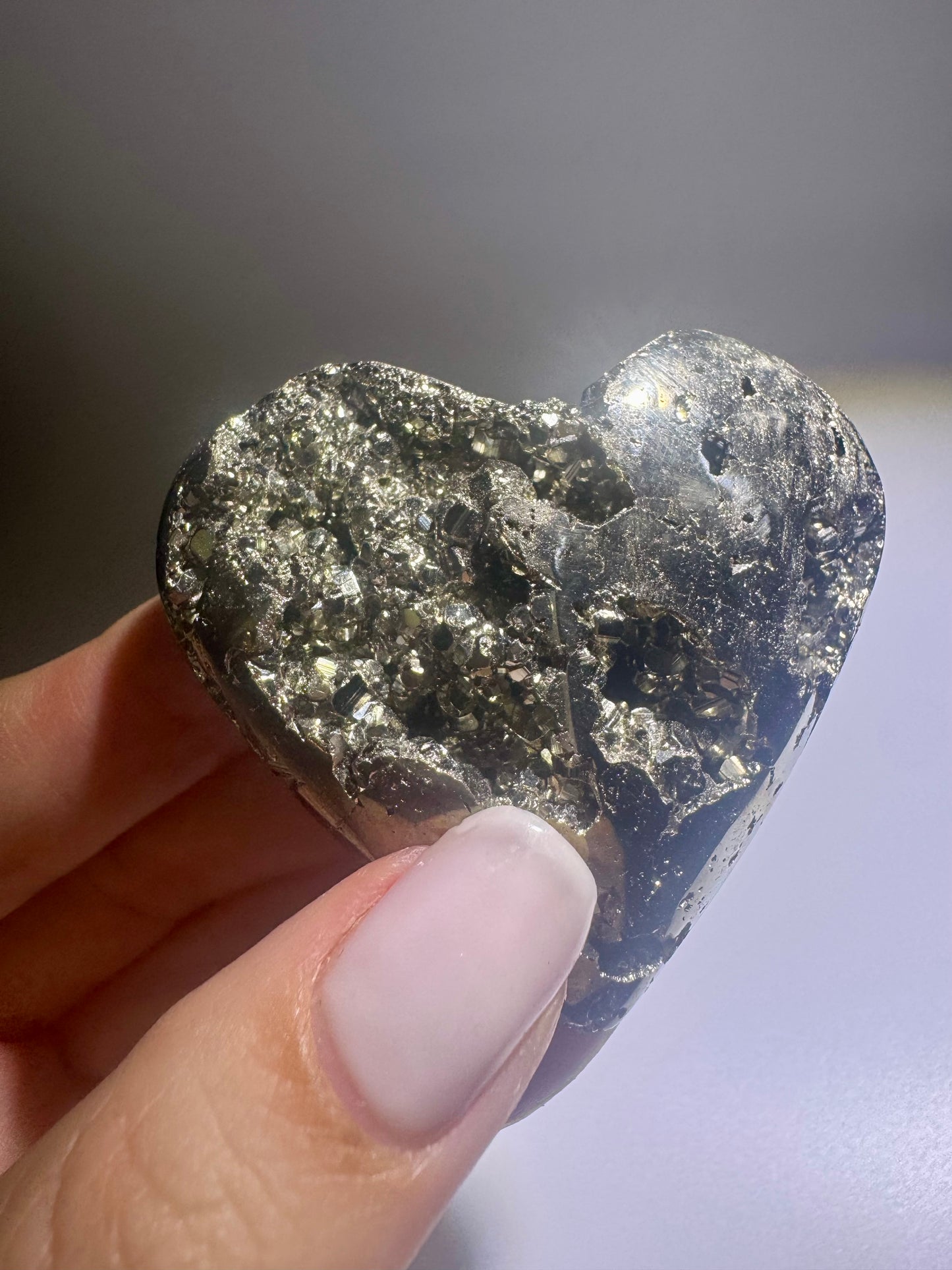 Schönes Pyritherz aus Peru – Einzelstück in 1A Qualität, Erfolg & Wohlstand, kraftvoller Pyrit Kristall ✨