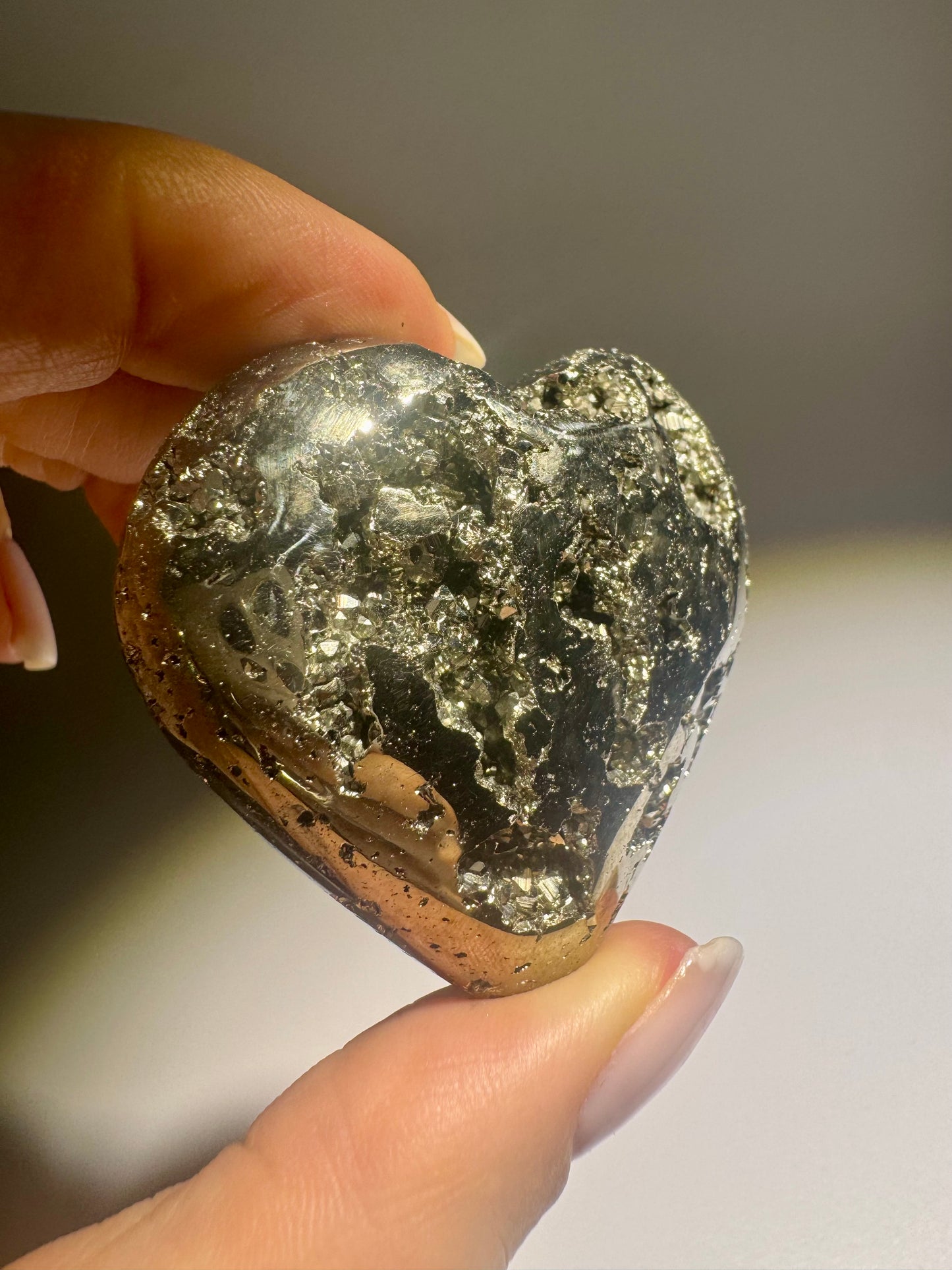 Bezauberndes Pyritherz aus Peru – Einzelstück in 1A Qualität, Erfolg & Wohlstand, kraftvoller Pyrit Kristall ✨