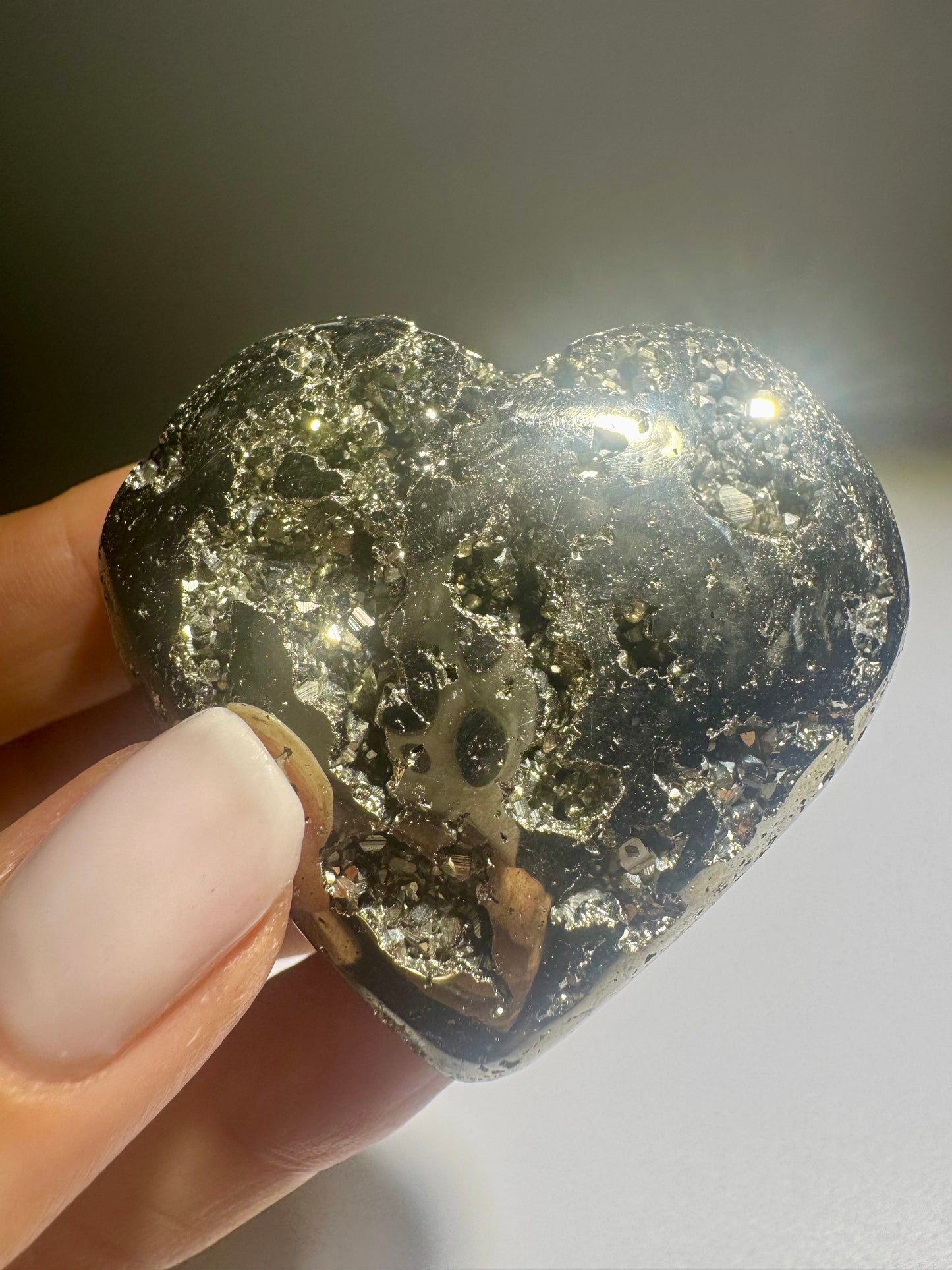 Bezauberndes Pyritherz aus Peru – Einzelstück in 1A Qualität, Erfolg & Wohlstand, kraftvoller Pyrit Kristall ✨