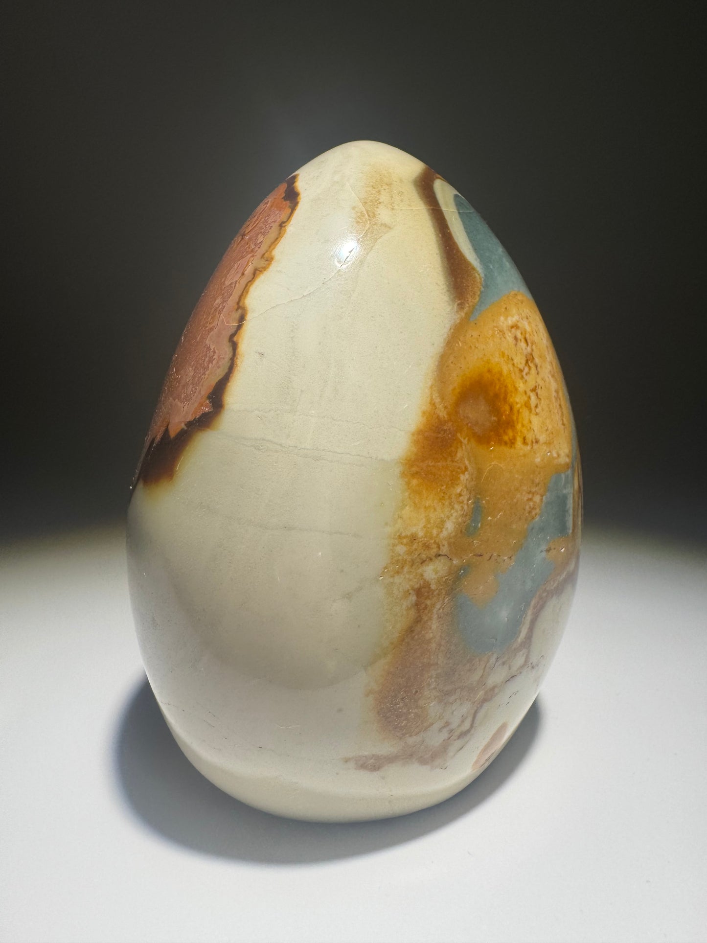 Polychrome Jaspis 8,6 cm – kräftige Farben aus Madagaskar 🪨