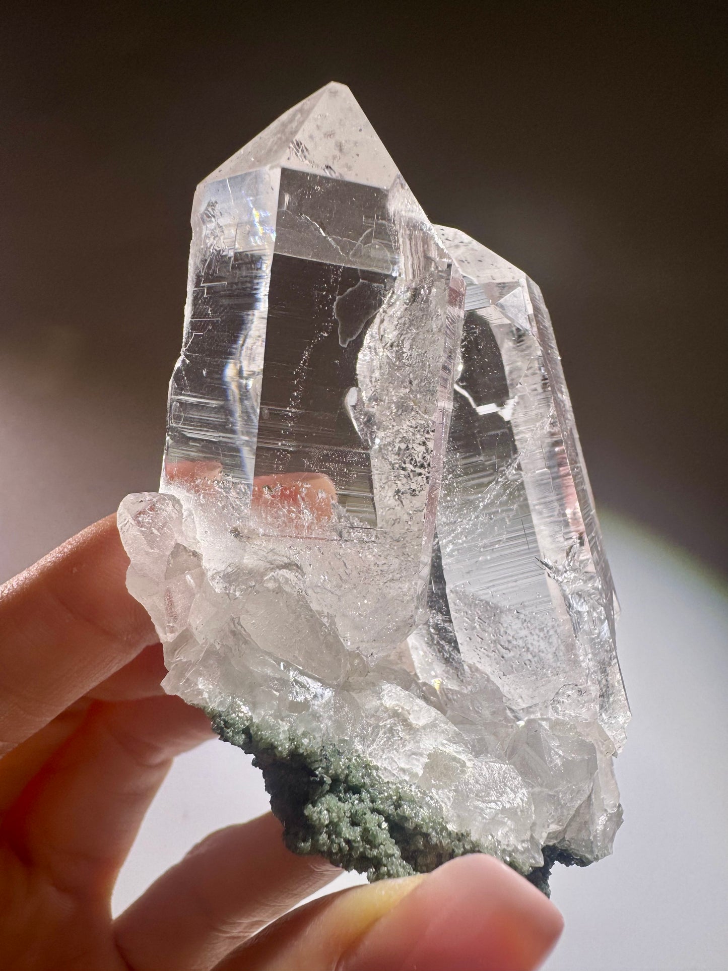 Klarer Himalaya-Kristall 7.2 cm, 124 g – Edelsteinspitze aus Pakistan