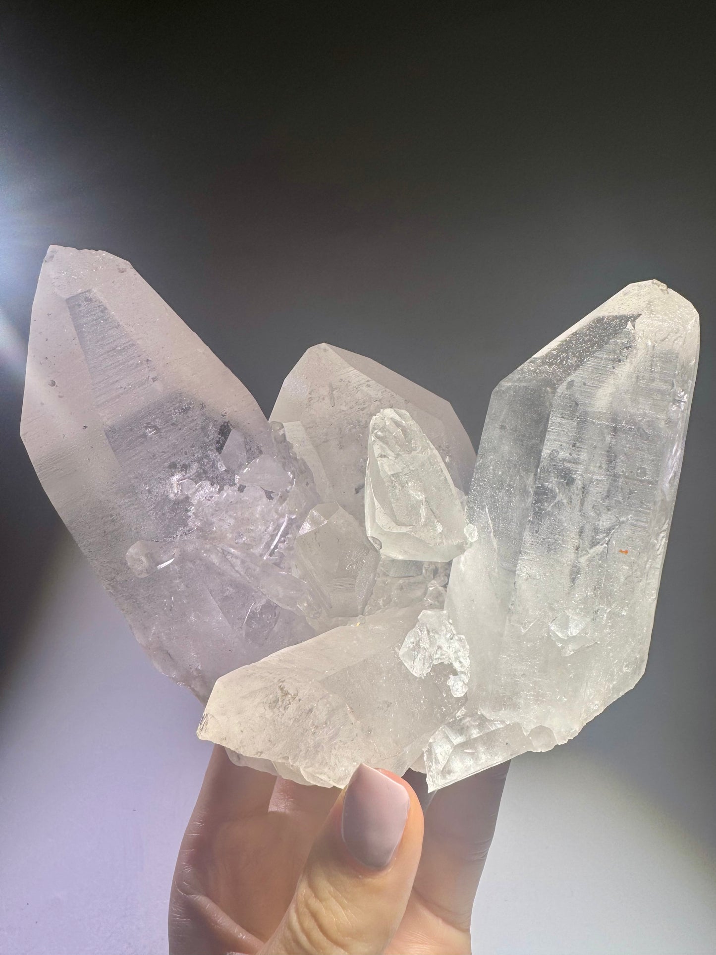 Lemurian Quarzstufe – 973 g schwer, 13.5 cm lang, extraklar und ungeschliffen aus Brasilien