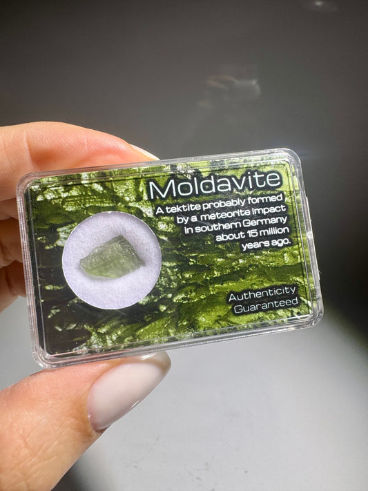 Moldavit Kristall 1 cm – Echtes Unikat mit Zertifikat