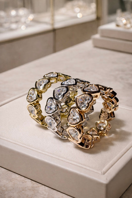 Premium Herzring mit 12 Moissanit-Herzen aus 925 Sterling Silber mit Roségold-Plattierung