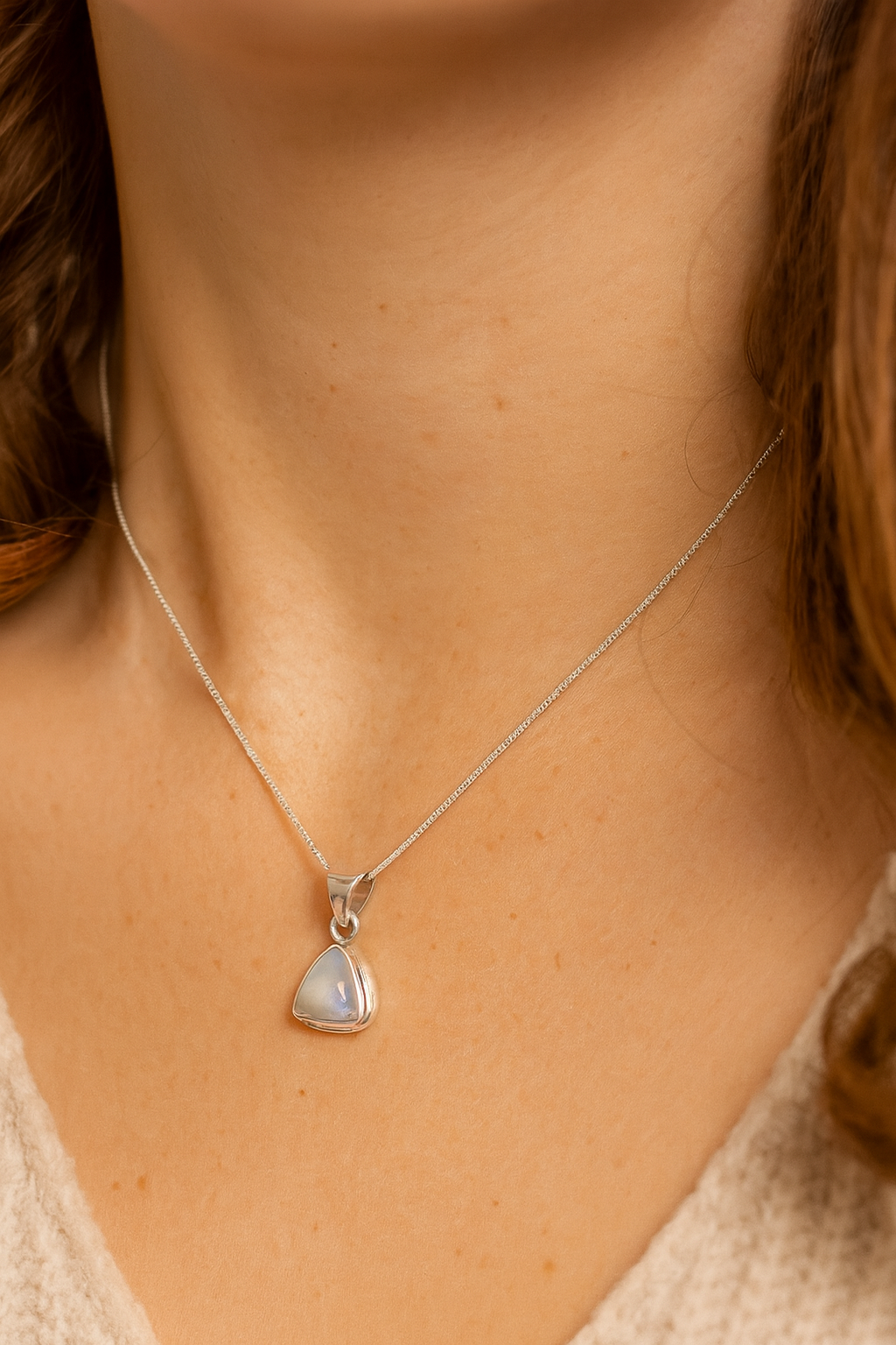 Rainbow Moonstone Kette 45 cm | 925 Silber Halskette mit natürlichem Mondstein 9x9 mm | Handgefertigter Schmuck