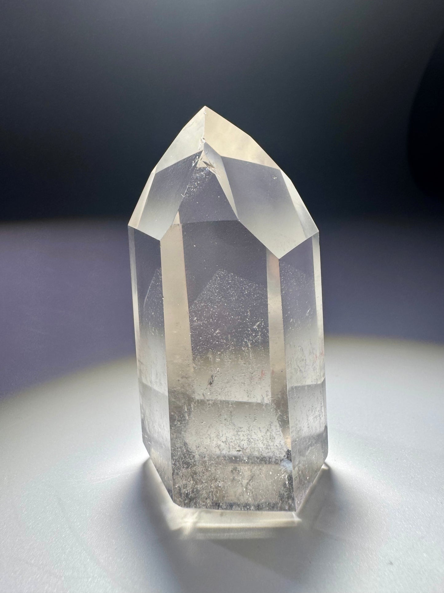 Seltene Bergkristallspitze mit Phantom – 6 cm, absolut klar, naturbelassenes Sammlerstück aus Brasilien