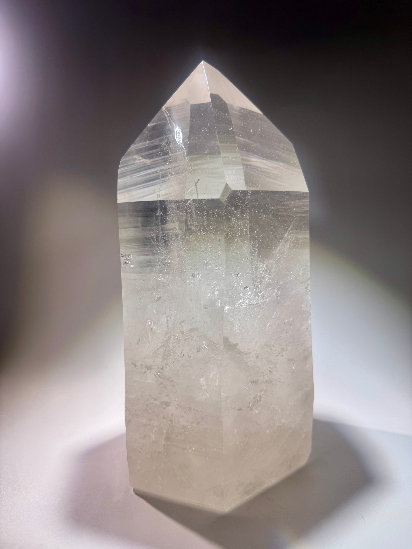 Seltene klare Quarzspitze mit Lemurian-Struktur – naturbelassenes Einzelstück