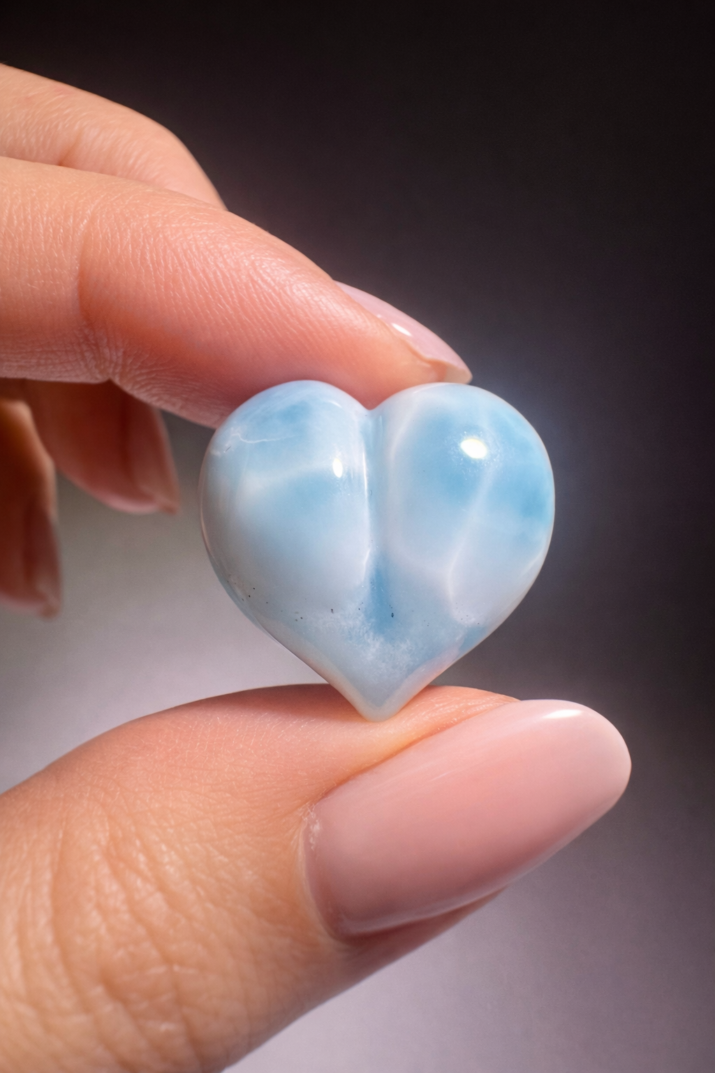 Seltener Larimar Herz Edelstein 2 cm 7 g Handarbeit Naturprodukt