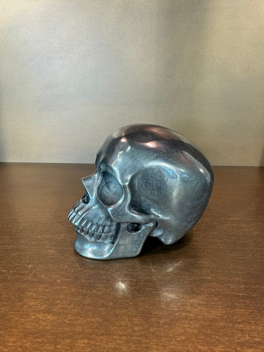 Super realistischer Totenkopf aus Hämatit Kristall - 12cm, 2.69kg