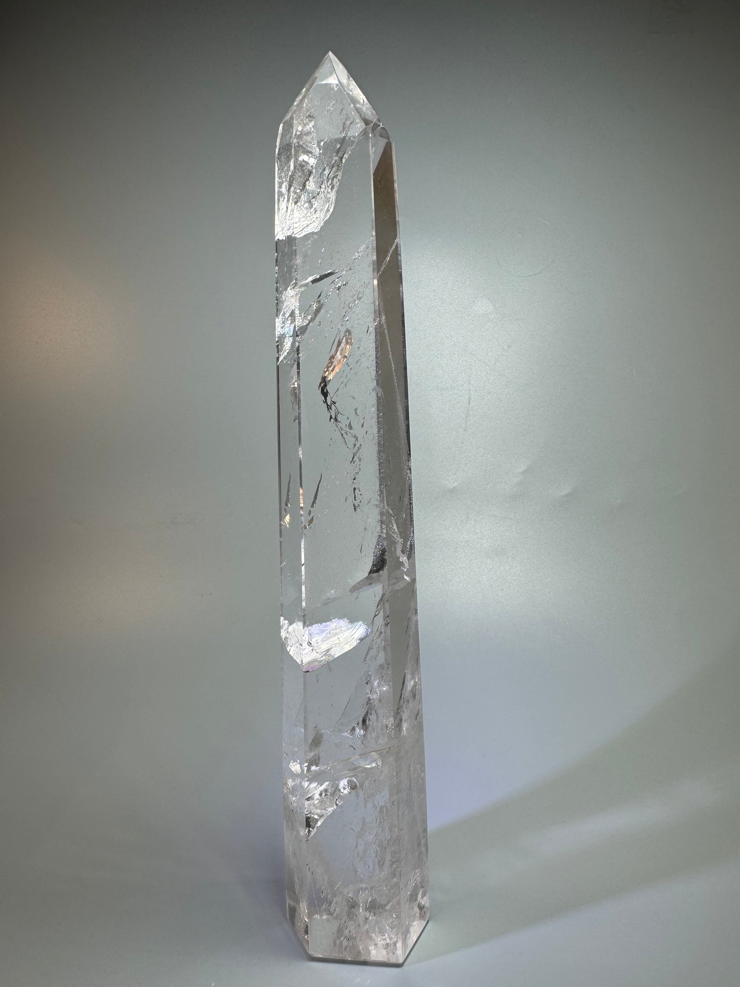 Ultraklare Bergkristallspitze – 34 cm, 1.36 kg – Premium-Edelstein aus Brasilien