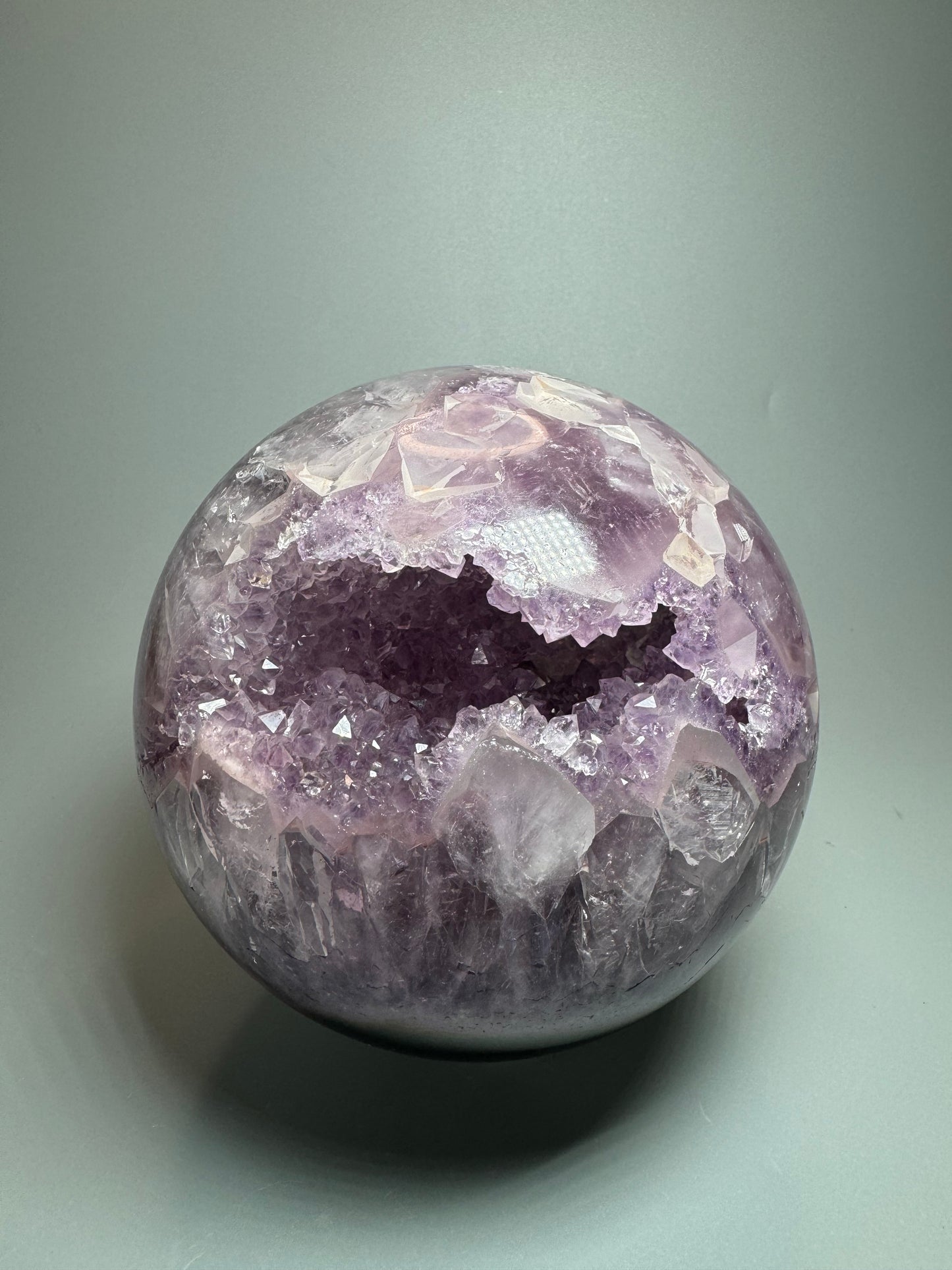 Wunderschöne Amethyst Kugel aus Brasilien - 12cm, 3.19kg