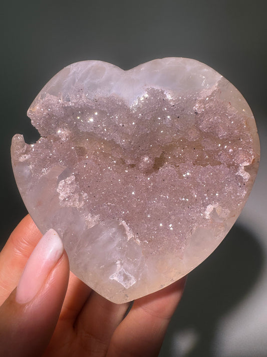 Zartes Rainbow Amethyst Herz für Liebe & Herzenergie Uruguay