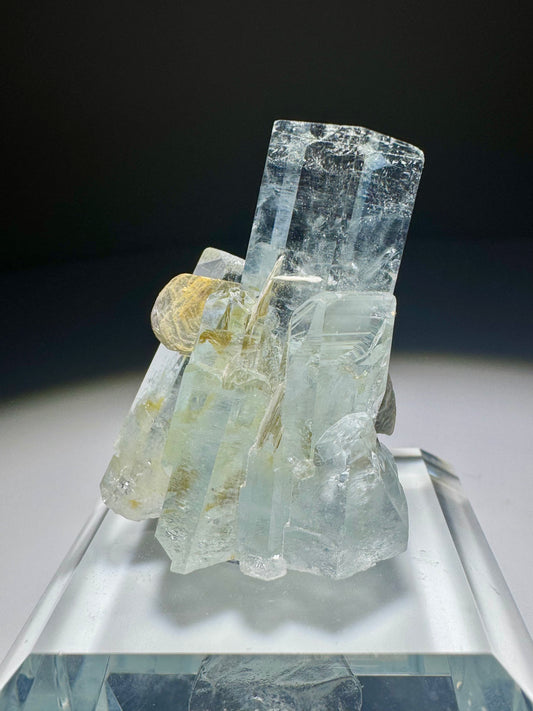 extra klarer Aquamarin