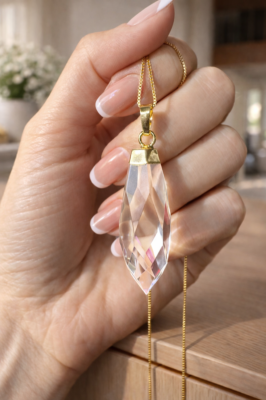 Doppelspitze Kristallanhänger – Bergkristall| 18 Karat vergoldet