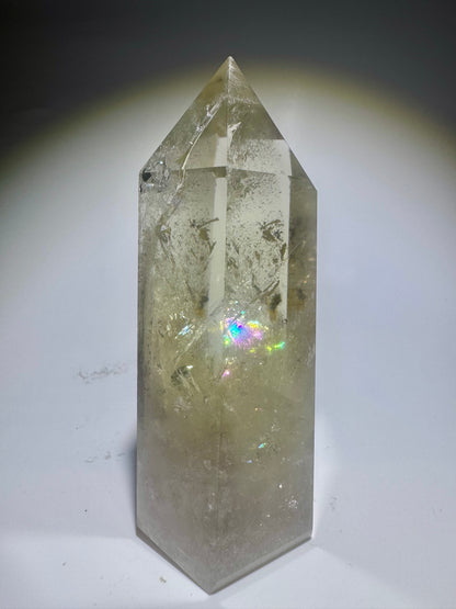 Schöne Citrin Spitze mit Regenbogen - 10.5cm, 288g