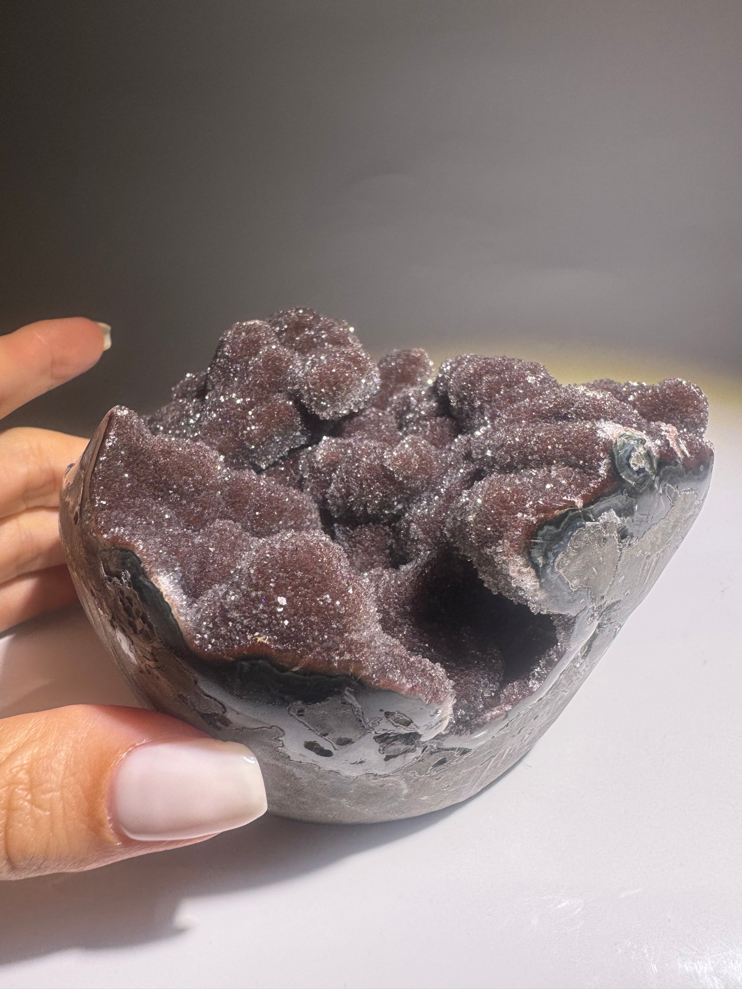 Traumhafter weinroter Amethyst Cupcake - 12cm