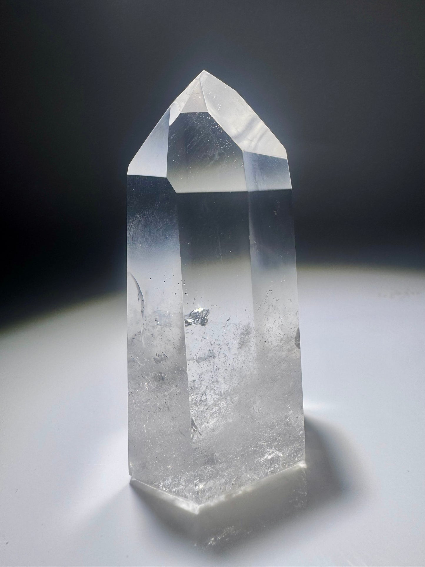Sehr klare Bergkristall Spitze - 7cm, 114g