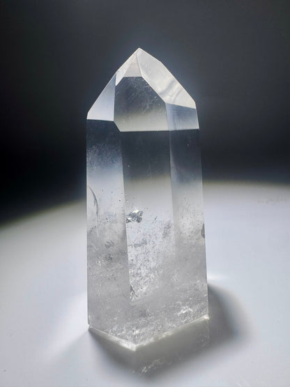 Sehr klare Bergkristall Spitze - 7cm, 114g