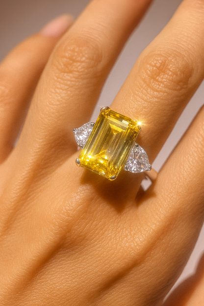 Handgefertigter Citrin-Ring mit Moissanit-Herzen – 925 Silber | Edelsteinring