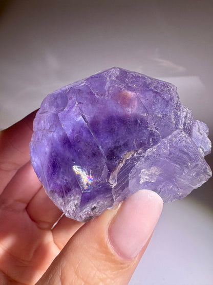 Phantom Glas-Fluorit mit klarer Struktur – 5.4 cm, 140 g, hochwertiger Edelstein