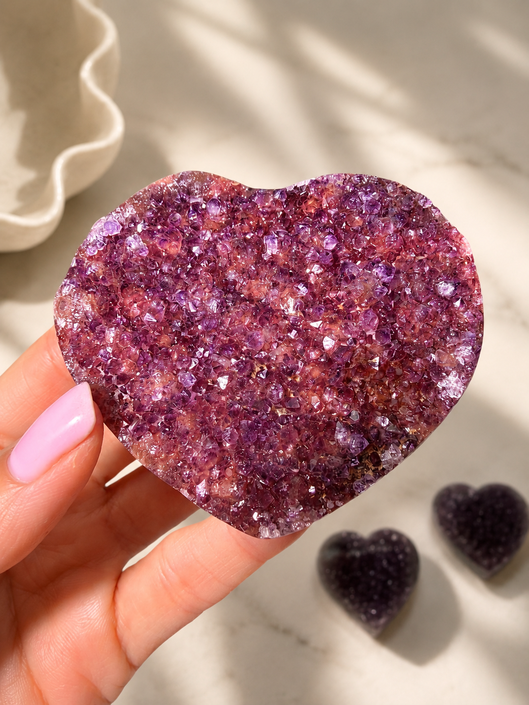 Rainbow Amethyst Herzen aus Uruguay – Gold, Rosa, Pink & Violett