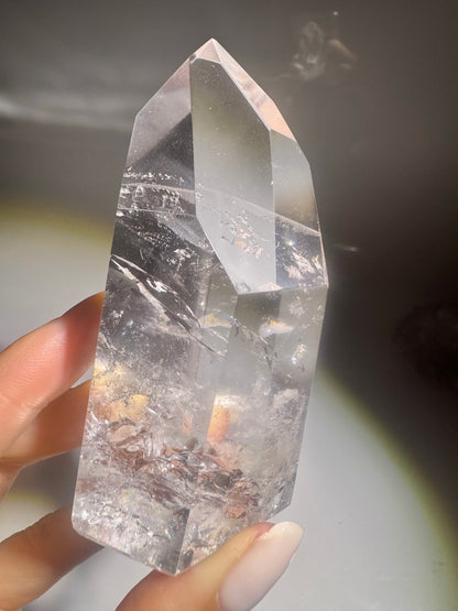 Sehr klare Bergkristall Spitze - 9cm, 198g