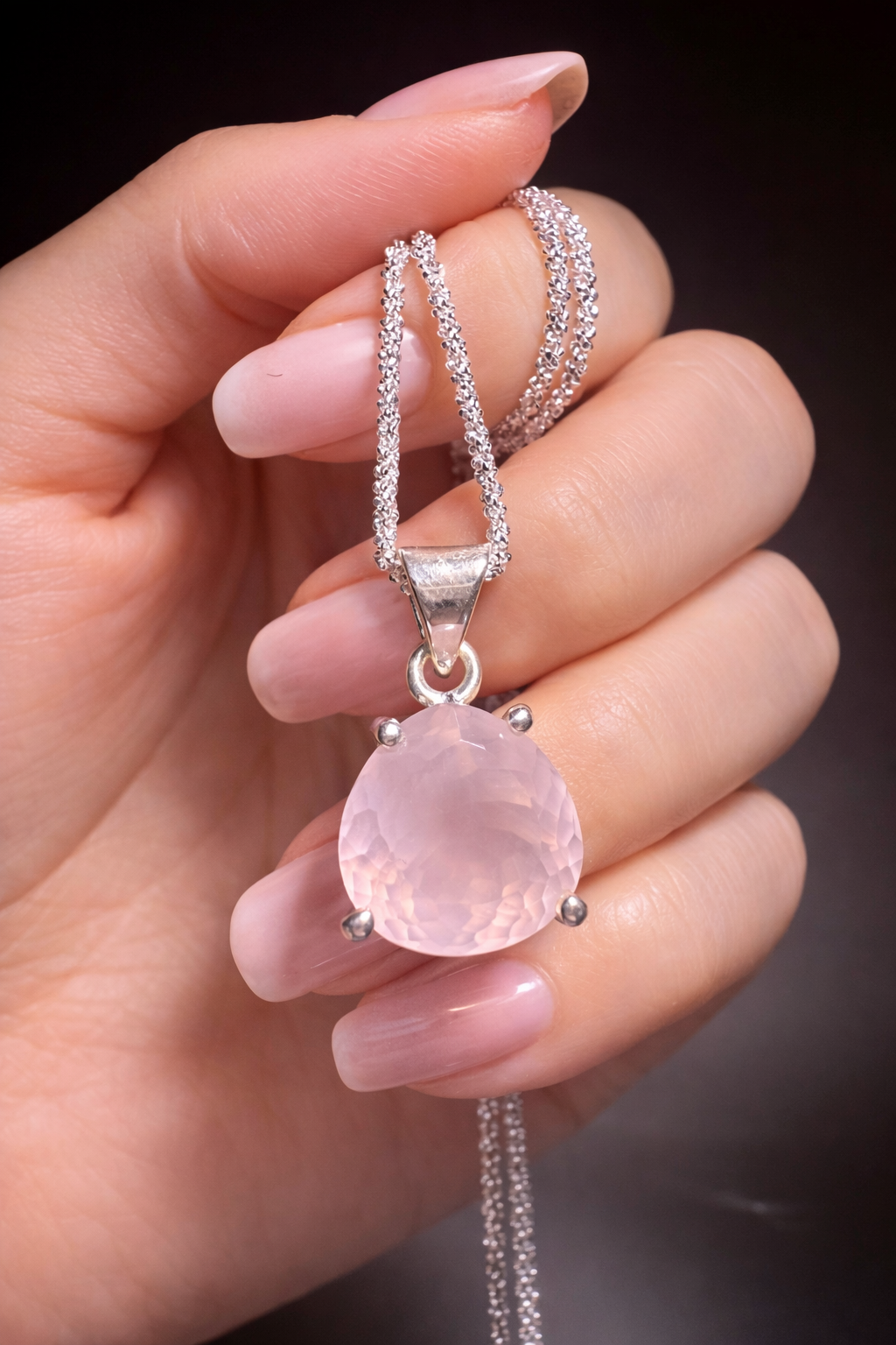 Rosenquarz-Anhänger – Liebevolle Edelsteine in Tropfen, Rundtropfen, Kissen & Dreiecksform 💖✨