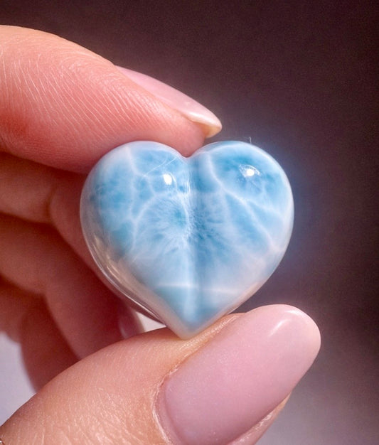 Larimar Herz Handarbeit – Karibischer Edelstein 2 cm, 7 g