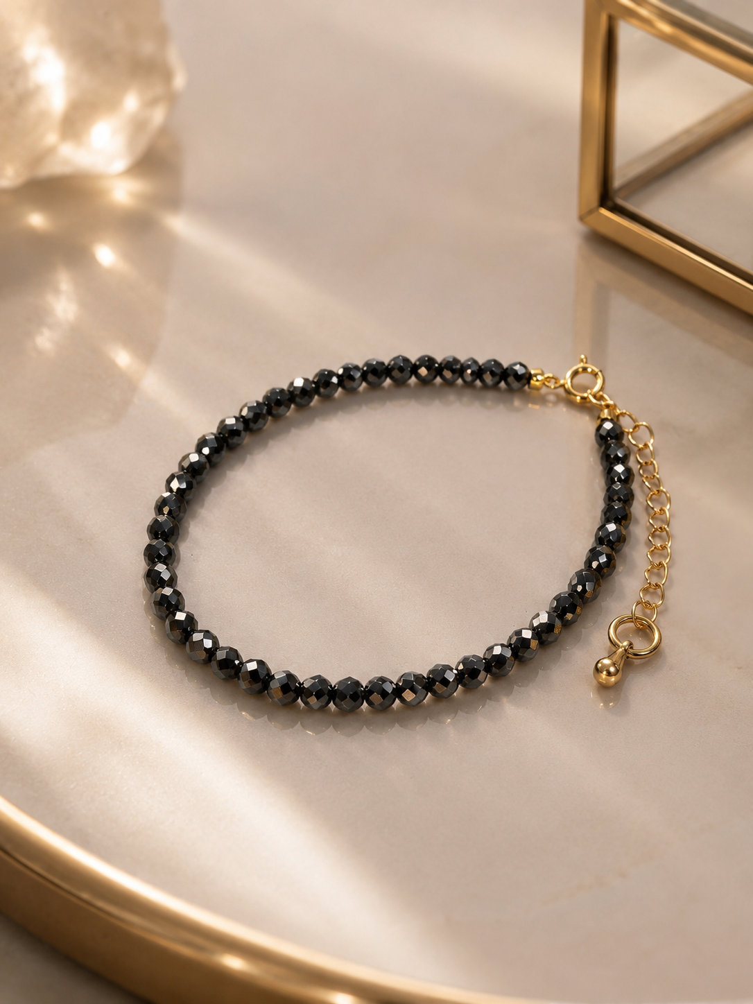 Facettiertes Kristallarmband mit Silber- oder Gold-Hardware