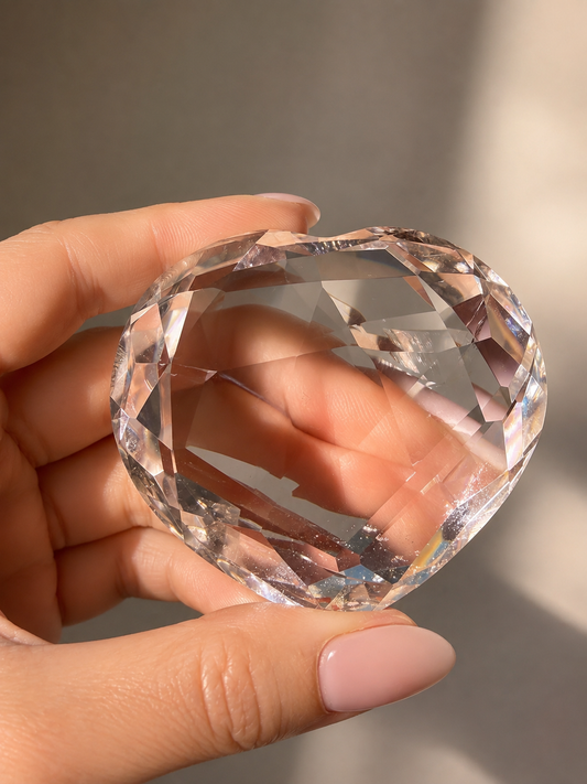 Facettiertes Lemurian-Herz 5 cm | Extra klare Bergkristall-Qualität