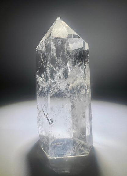 Bergkristall Spitze aus Brasilien 10 cm – Kristall kaufen Schweiz