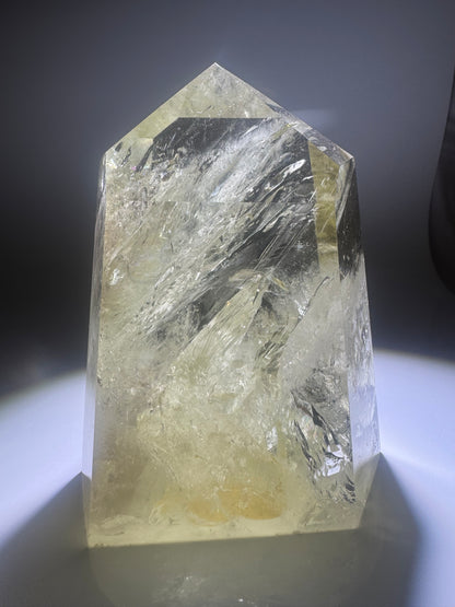 Bezaubernder Citrin  - 12.5cm, 941g