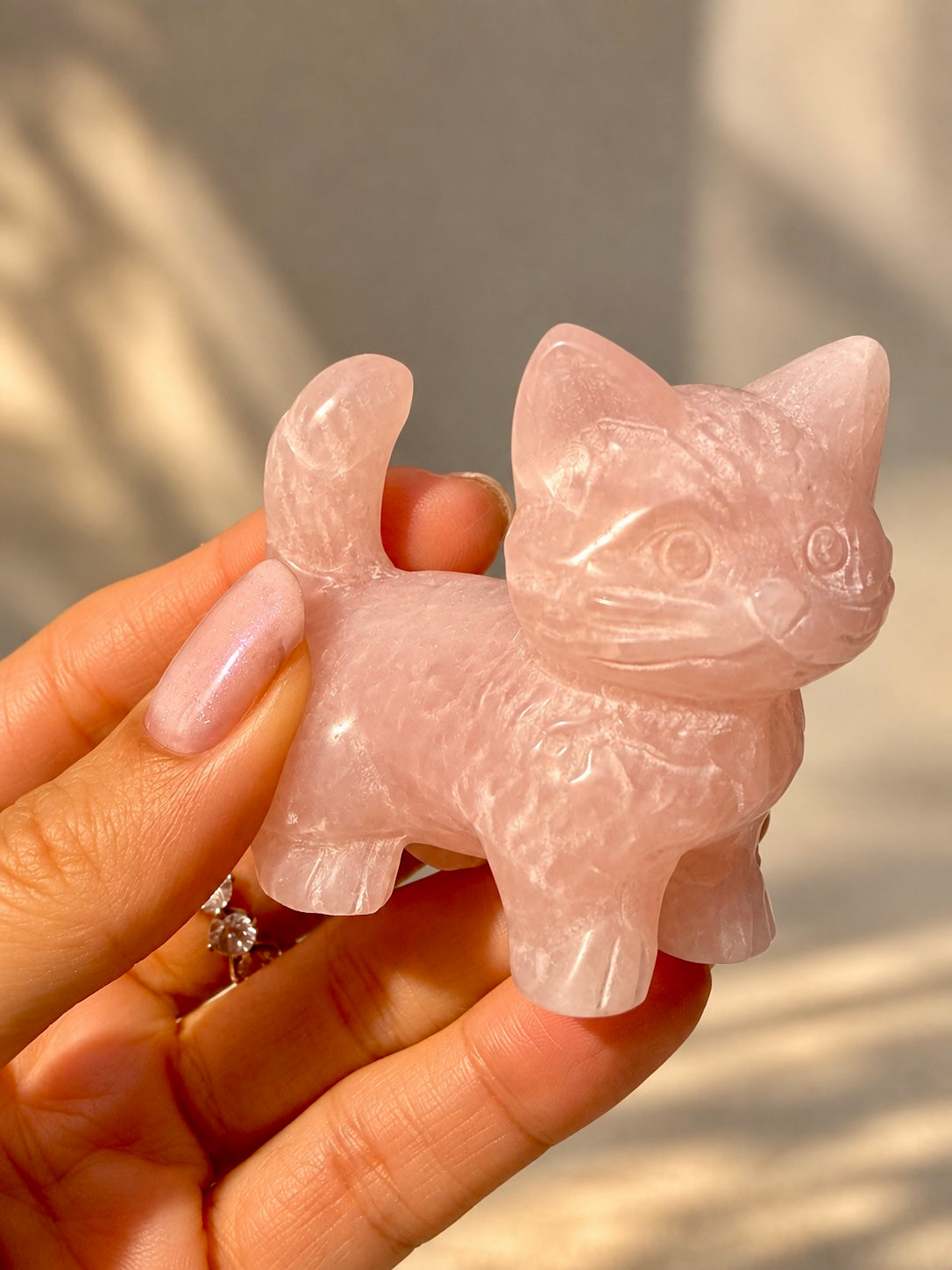 Kristallkatze aus Rosenquarz, Aventurin oder Jade, 6 cm