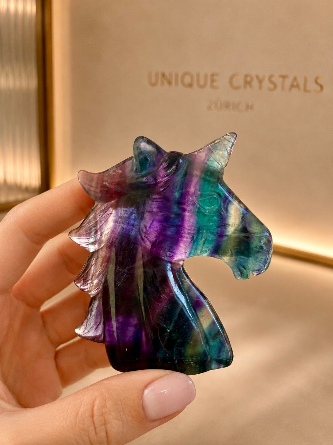 Fluorit Einhorn 7 cm – handgefertigte Kristallfigur für Klarheit & Fokus ✨