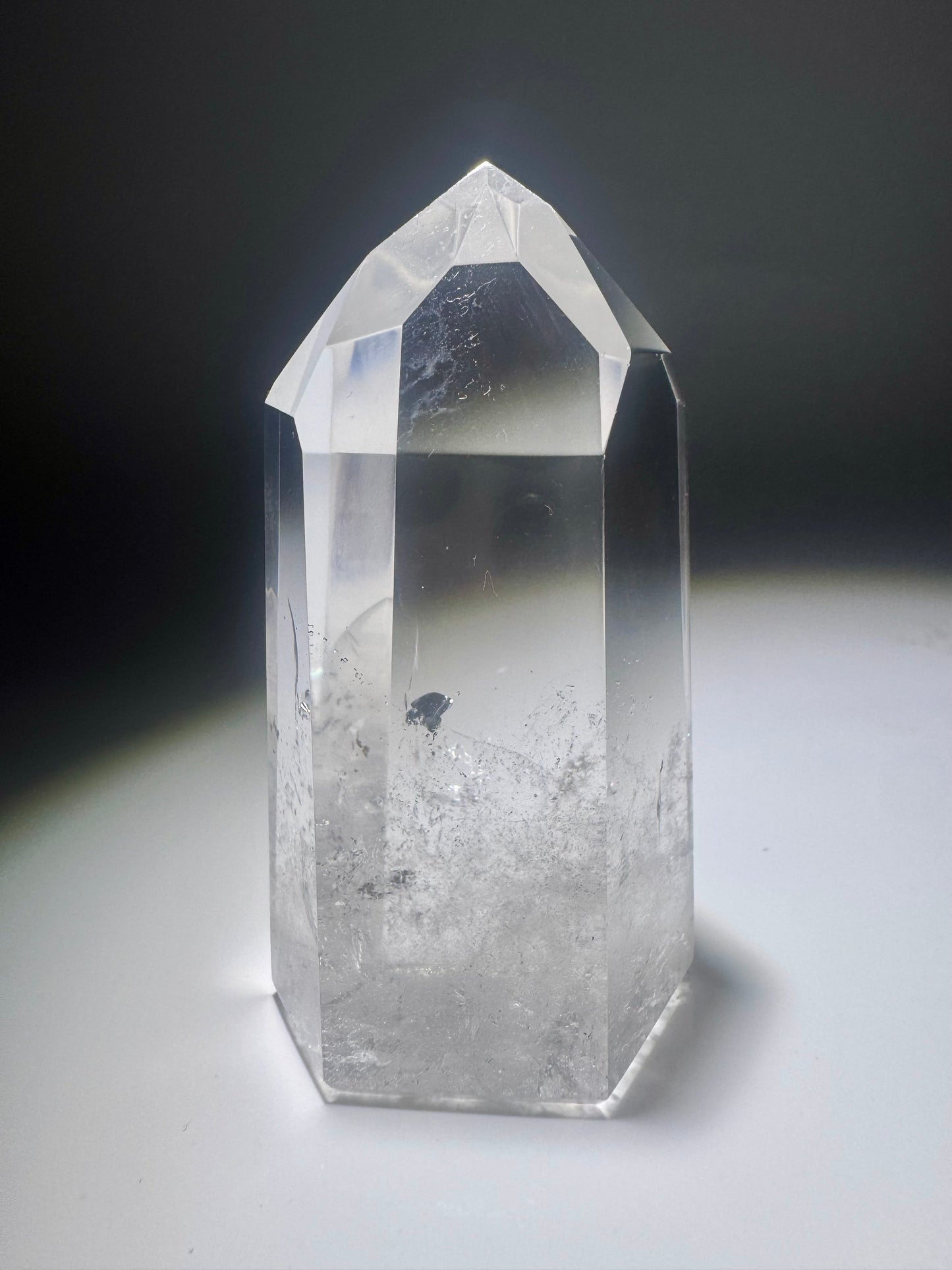 Sehr klare Bergkristall Spitze - 7cm, 114g