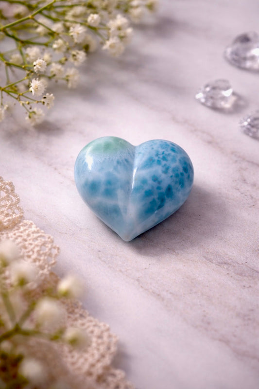 Larimar Herz Handarbeit – Karibischer Edelstein 1.8 cm