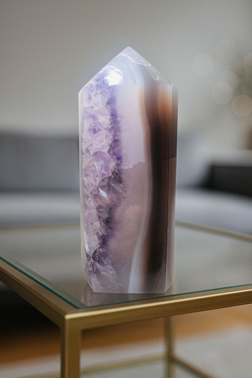 Achatspitze mit lilafarbenen, transparenten Amethystkristallen 13 cm – Traumstück aus Brasilien