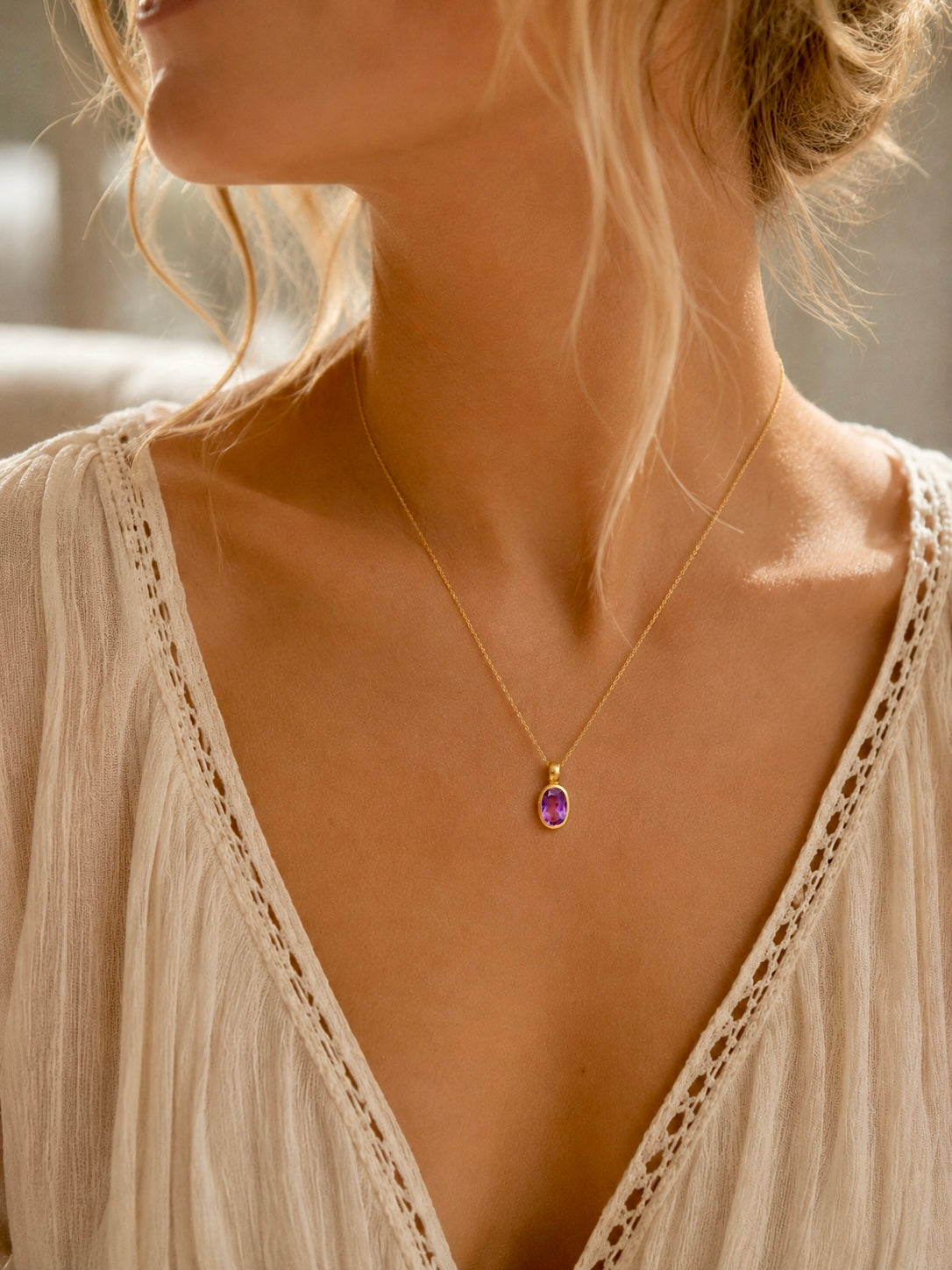 Amethyst Anhänger facettiert, 925 Silber, Zargenfassung, 1,8 cm