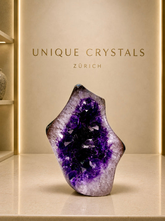 Amethyst Kristall Freeform Uruguay, Tiefviolett, 11 cm, 636 g