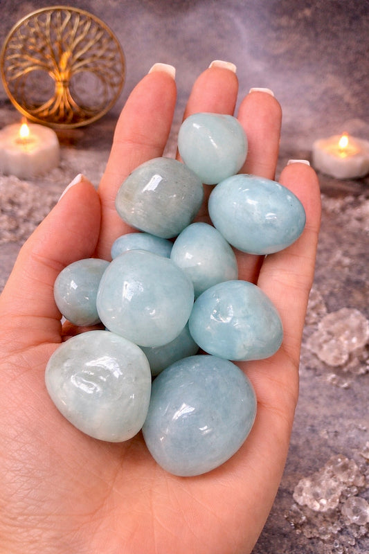 Aquamarin Trommelstein 2,5–3 cm Premium-Qualität – natürlicher blauer Kristall