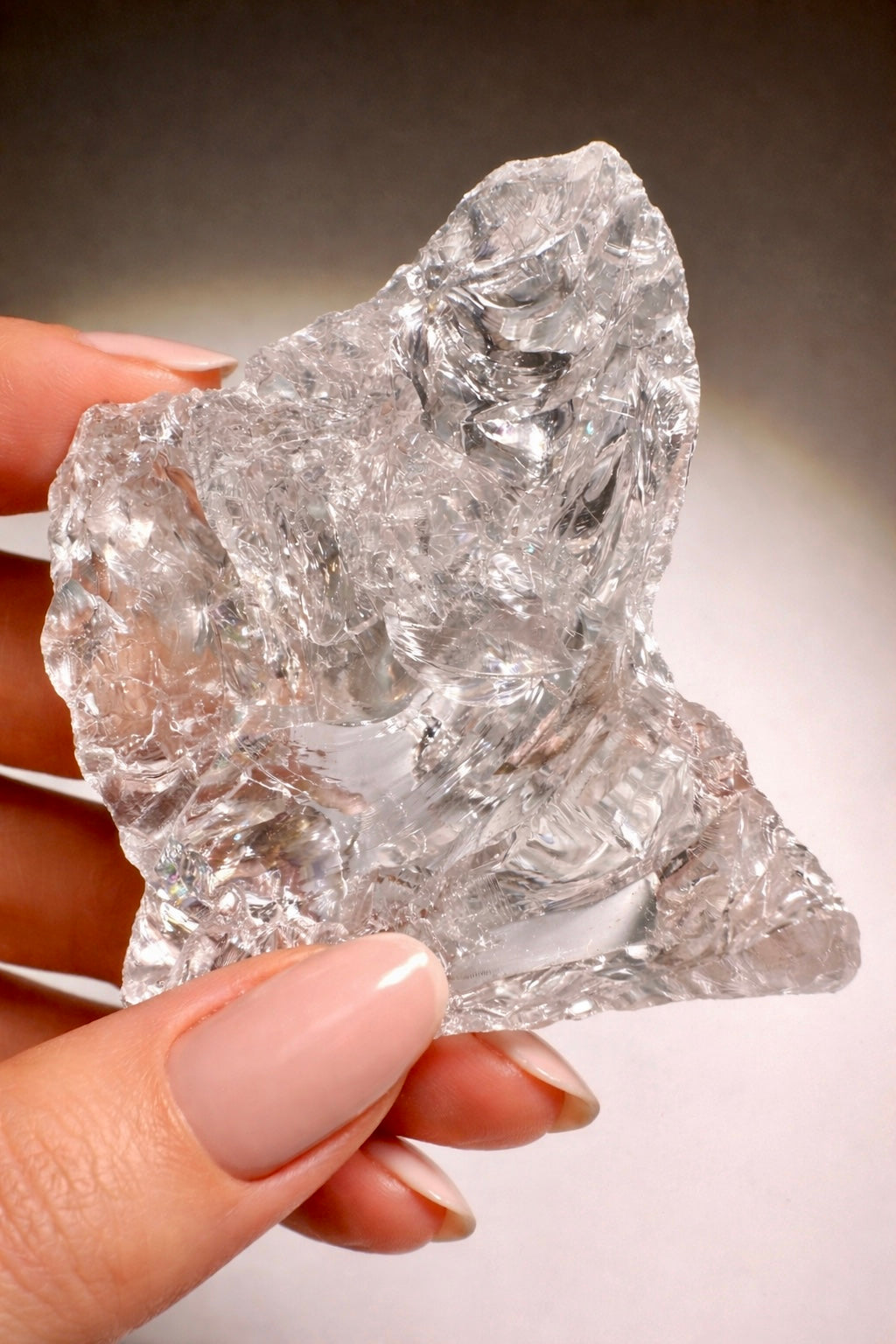 Azeztulite Kristall ca. 4,3×3,5 cm – 57 g | Ultraklar mit Regenbogen