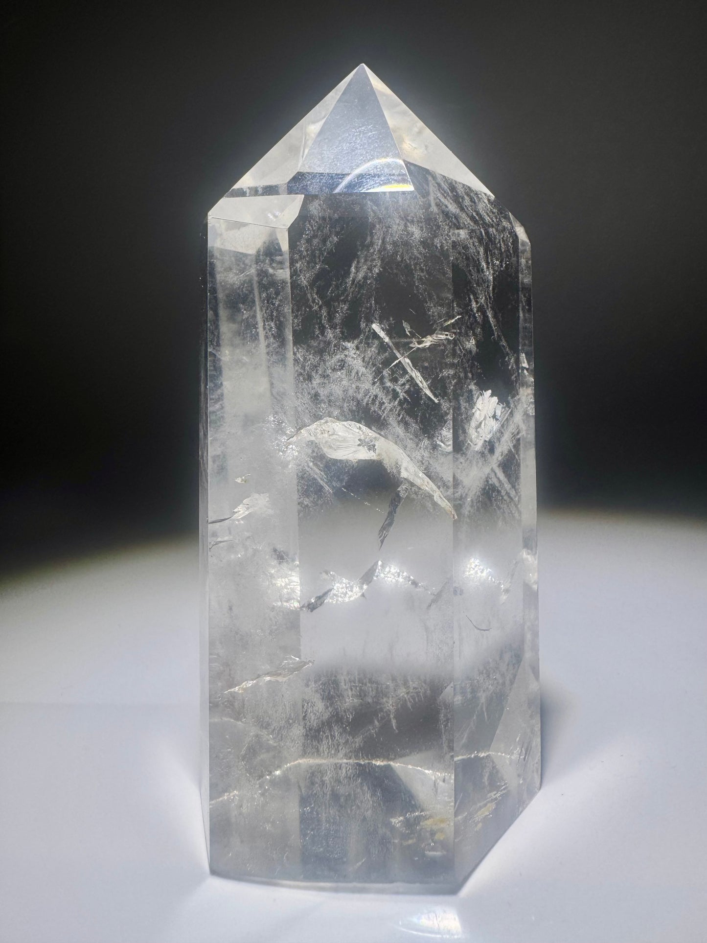 Bergkristall Spitze aus Brasilien 10 cm – Kristall kaufen Schweiz