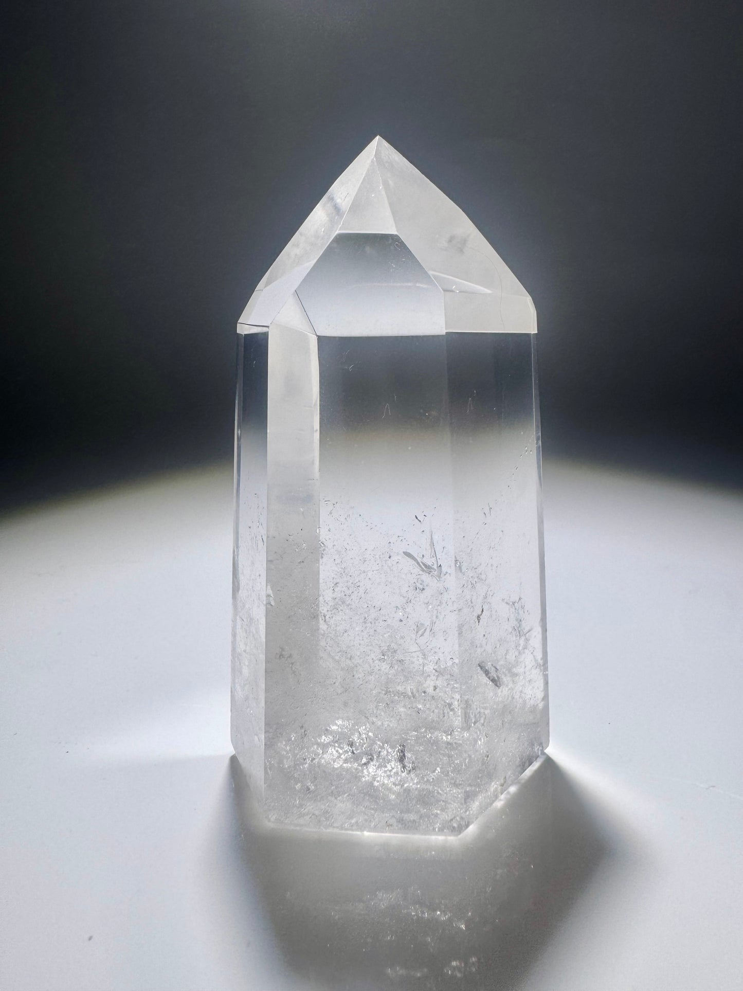 Sehr klare Bergkristall Spitze - 7cm, 114g