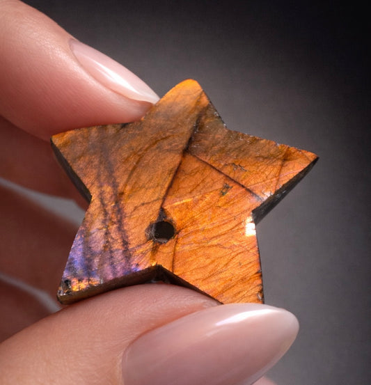 Labradorit-Stern 2.7 cm – Pink-Gold Flash – Edelstein, handmade & selten