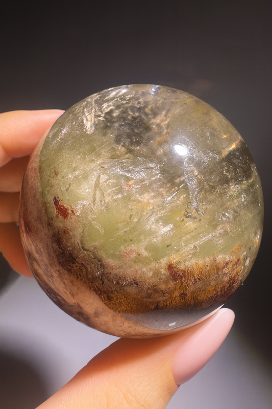 Lodolith Garden Quarz Kugel – 6 cm · 263 g · Traumhaft klare Naturkunst