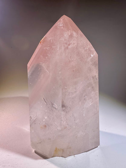 Beeindruckender rosa Kristall mit Phantom-Schichten – 19,5 cm hoch, exklusiv aus Brasilien